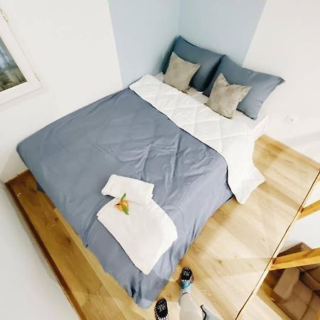 Appartamento Velestinou Private Maisonette Atene Esterno foto