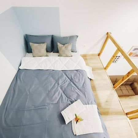 Appartamento Velestinou Private Maisonette Atene Esterno foto