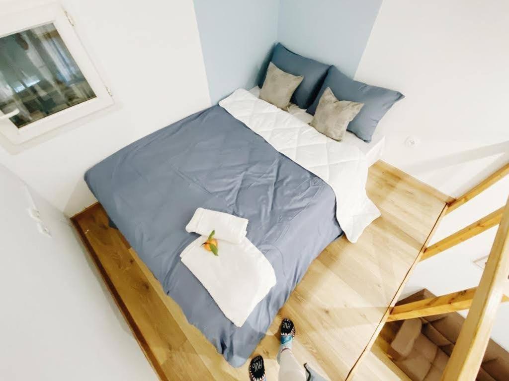 Appartamento Velestinou Private Maisonette Atene Esterno foto