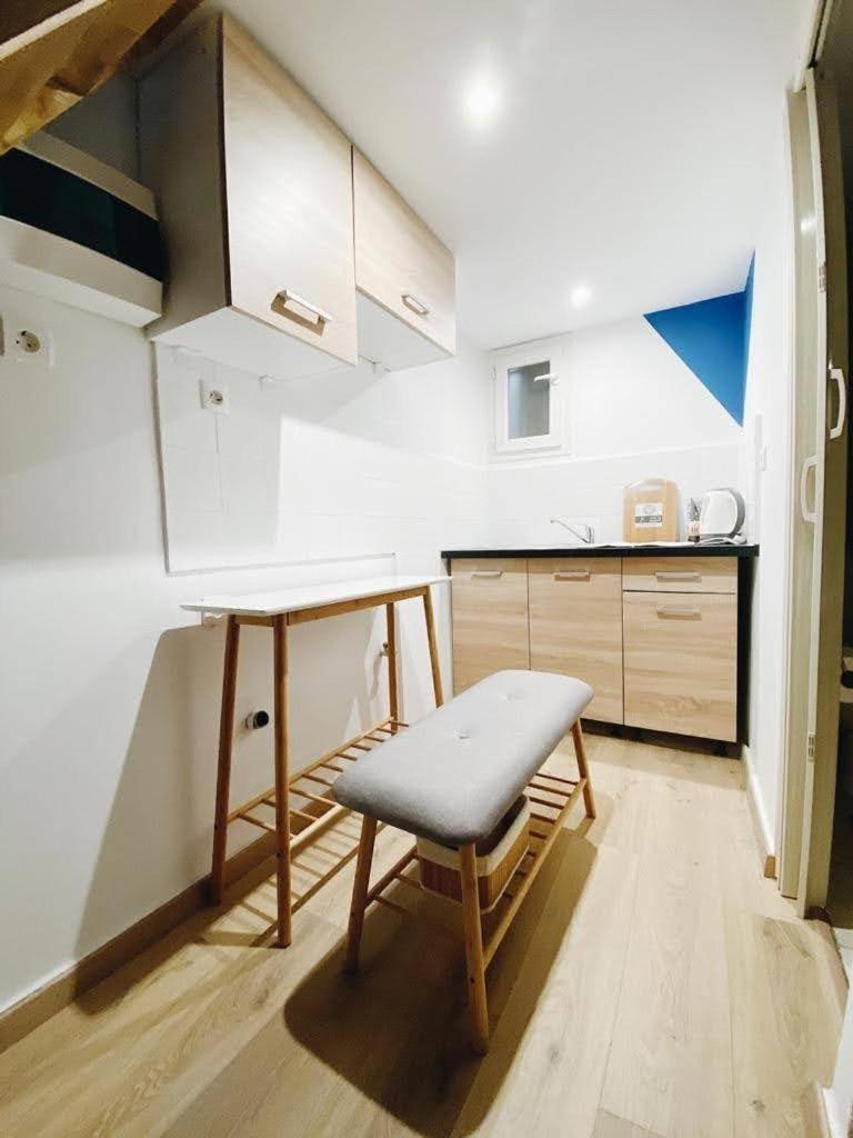 Appartamento Velestinou Private Maisonette Atene Esterno foto